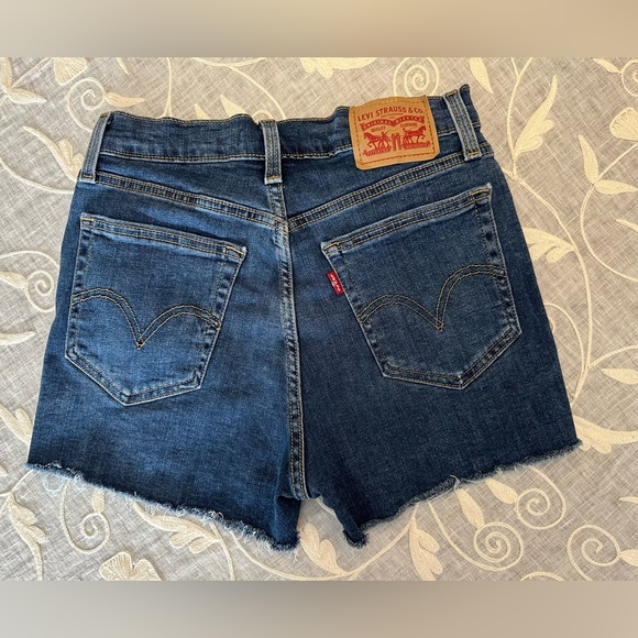 Levi’s Distressed High Rise Shorts - Picture 3 of 11